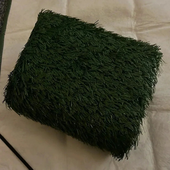 PoochPads Indoor Pooch Turf Dog Potty 18x28 - Picture 12 of 12